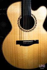 Marc Maingard Grand Concert Cutaway / 2005_3