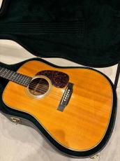 Martin HD-28V 175周年モデル_2