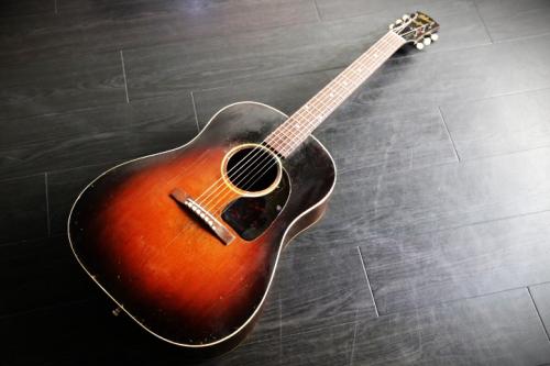 Gibson J-45 Banner  1943/1944 　