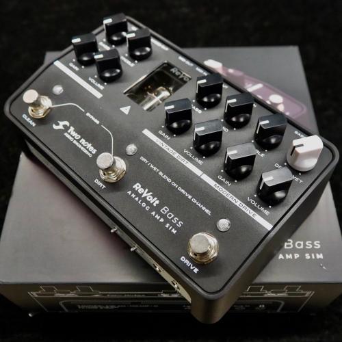 TWO NOTES AUDIO ENGINEERING ReVolt Bass ANALOG AMP SIM