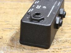One Control Minimal Series Pedal Board Junction Box with BJF Buffer_3