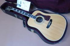 Guild D-55 / Peak and Shield Inlay・Original Grover 102G Peg・V-Block Abalone Fingerboard Inlay・Ebony Fingerboard and Bridge・Solid AA Sitka Spruce Top・Solid Indian Rosewood Side and Back【With Original Hard Ca