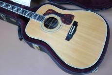 Guild D-55 / Peak and Shield Inlay・Original Grover 102G Peg・V-Block Abalone Fingerboard Inlay・Ebony Fingerboard and Bridge・Solid AA Sitka Spruce Top・Solid Indian Rosewood Side and Back【With Original Hard Ca_2