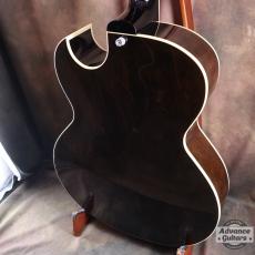 Archtop Tribute AT50C_17