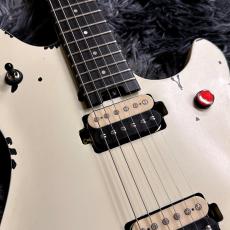 EVH Limited Edition Wolfgang Special Striped Series, Ebony Fingerboard, Distressed Ivory_4