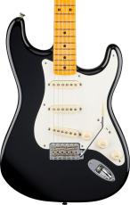 Fender American Vintage II 1957 Stratocaster, Maple Fingerboard / Black