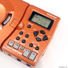 TASCAM Portable CD Guitar Trainer CD-GT1 MKII w/CD-SP1_3