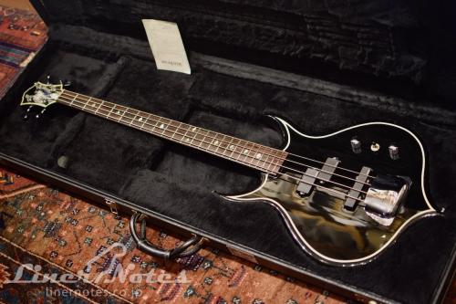 THE GENE SIMMONS Punisher Bass (Black)