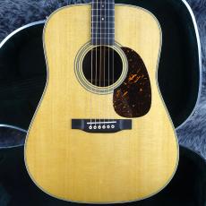 Martin D-28 Standard
