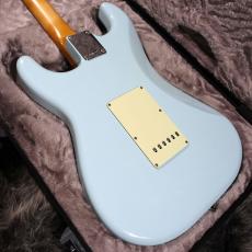 Fender Limited Edition Vintera II Road Worn '60s Stratocaster Sonic Blue_6
