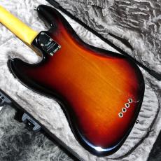 Fender American Professional II Jazz Bass 3-Color Sunburst_6