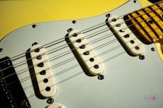 Fender Custom Shop Custom Deluxe Stratocaster / 2008_4