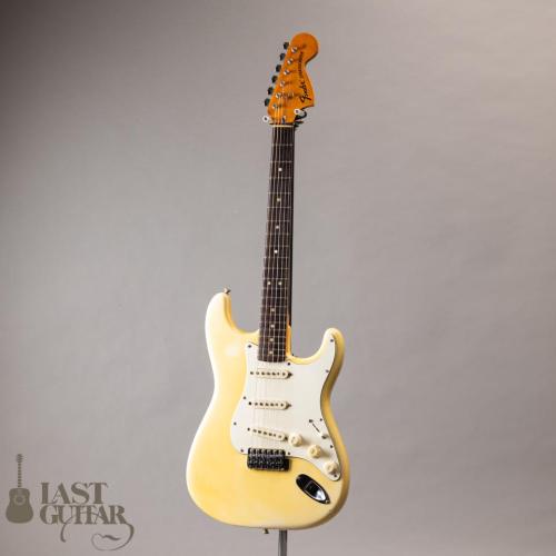 Fender Stratocaster Refinished White ’74