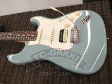 Fender USA American professional Stratocaster HSS_17