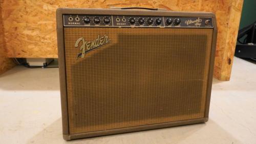 Fender Vibroverb 6G16
