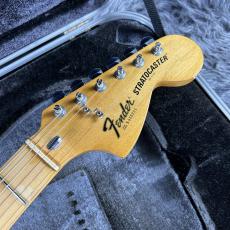 Fender 1981 Stratocaster International Color Series Capri Orange_4