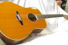 YAMAHA LA-17_2