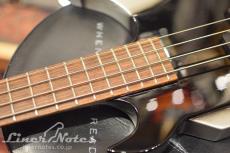 GENE SIMMONS AXE Bass (Black)_5