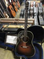 Gibson Custom Shop 1942 LG-2 "Banner Logo" Limited 25