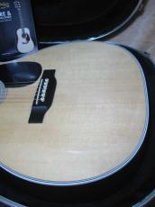 Martin 000-28 / Grover Peg・Solid Sitka Spruce Top・Solid Rosewood Side and Back・Ebony Fingerboard & Bridge・Original Black Pick guard【With Original Hard Case】2017年製_9