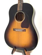 Gibson 1942 Banner J-45 Light Aged	Vintage Sunburst