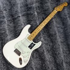 Fender Limited Edition American Professional Classic Stratocaster Olympic White_2