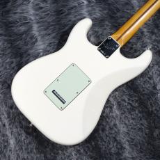 Fender Limited Edition American Professional Classic Stratocaster Olympic White_5