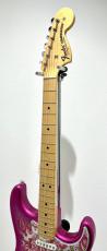 Fender Made in Japan Limited Stratocaster, Maple Fingerboard / Pink Paisley_3