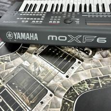 YAMAHA MOXF6_4
