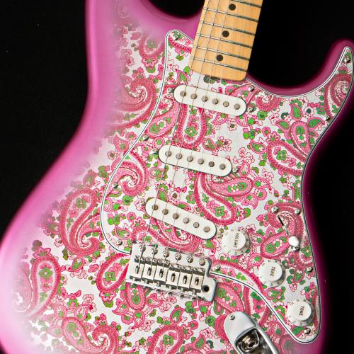 Fender Made in Japan Limited Stratocaster -Pink Paisley-【限定復活】【3.54kg】【JD25023372】