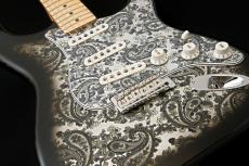 Fender Made in Japan Limited Stratocaster -Black Paisley-【限定復活】【3.49kg】【JD25021034】_4