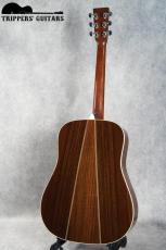 Martin HD-35 (2013) ヴィンテージにはないヘリンボーンの装飾とスキャロップブレーシングが特長のD-35です!_3