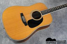 Martin HD-35 (2013) ヴィンテージにはないヘリンボーンの装飾とスキャロップブレーシングが特長のD-35です!_14