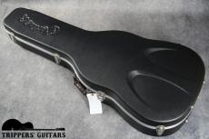 Martin HD-35 (2013) ヴィンテージにはないヘリンボーンの装飾とスキャロップブレーシングが特長のD-35です!_17