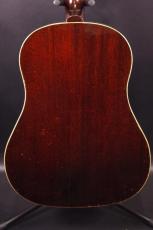 Gibson J-35_3