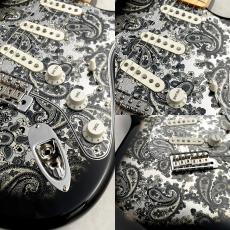 Fender Made in Japan Limited Stratocaster -Black Paisley- #JD25020967 ≒3.53kg_3