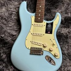 Fender Limited Edition American Professional Classic Stratocaster w/the Fender Silent System, Daphne Blue