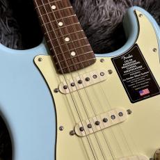 Fender Limited Edition American Professional Classic Stratocaster w/the Fender Silent System, Daphne Blue_4