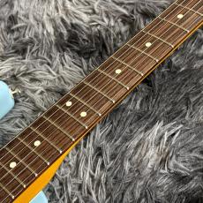 Fender Limited Edition American Professional Classic Stratocaster w/the Fender Silent System, Daphne Blue_5