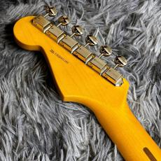 Fender Limited Edition American Professional Classic Stratocaster w/the Fender Silent System, Daphne Blue_7