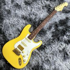 Fender Erino Yumiki Stratocaster, Rosewood Fingerboard, Yellow Pearl 弓木英梨乃シグネイチャー_2
