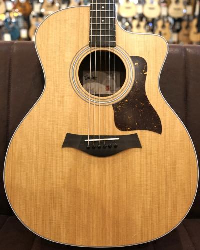 Taylor 【モデル紹介演奏動画あり】214ce 【Taylor代表作】※取寄商品