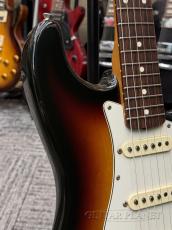 Fender Classic Series '60s Stratocaster -3-Color Sunburst- 1999年製 【Texas Special Pickups!】【3.68kg】_6