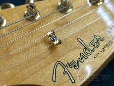 Fender Custom Shop Guitar Planet Exclusive 1962 Stratocaster Lush Closet Classic Gold Hardware -Inca Silver-_9