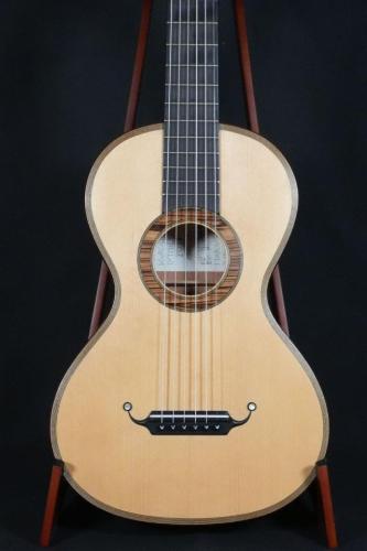 黒田義正 ラコートモデル　松/pear(梨)単板　新品同様