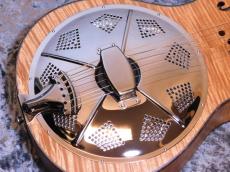 Republic Guitars Parlor Size Miniolian Sunburst / Diamond cone cover_8
