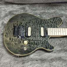 Sterling by MUSIC MAN AX40 Trans Black_6