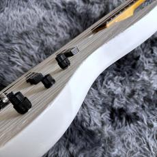 Sire Marcus Miller V6 4-String Antique White 【中古】【美品】_10