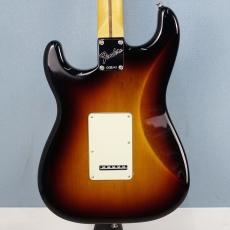 Fender Limited Edition American Professional Classic Stratocaster featuring the Fender Silent System 3CS_2