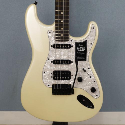 Fender Limited Edition Player Fusion Stratocaster HSS Olympic Pearl